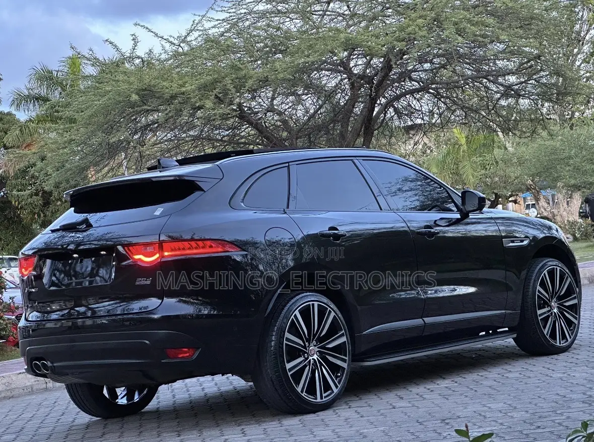 Jaguar F-Pace 35t R-Sport 2017 Black