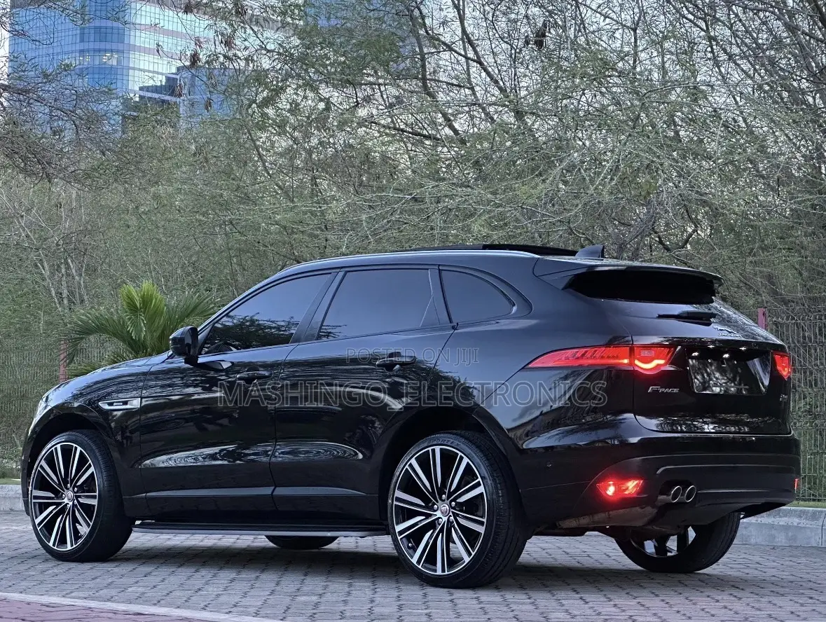 Jaguar F-Pace 35t R-Sport 2017 Black
