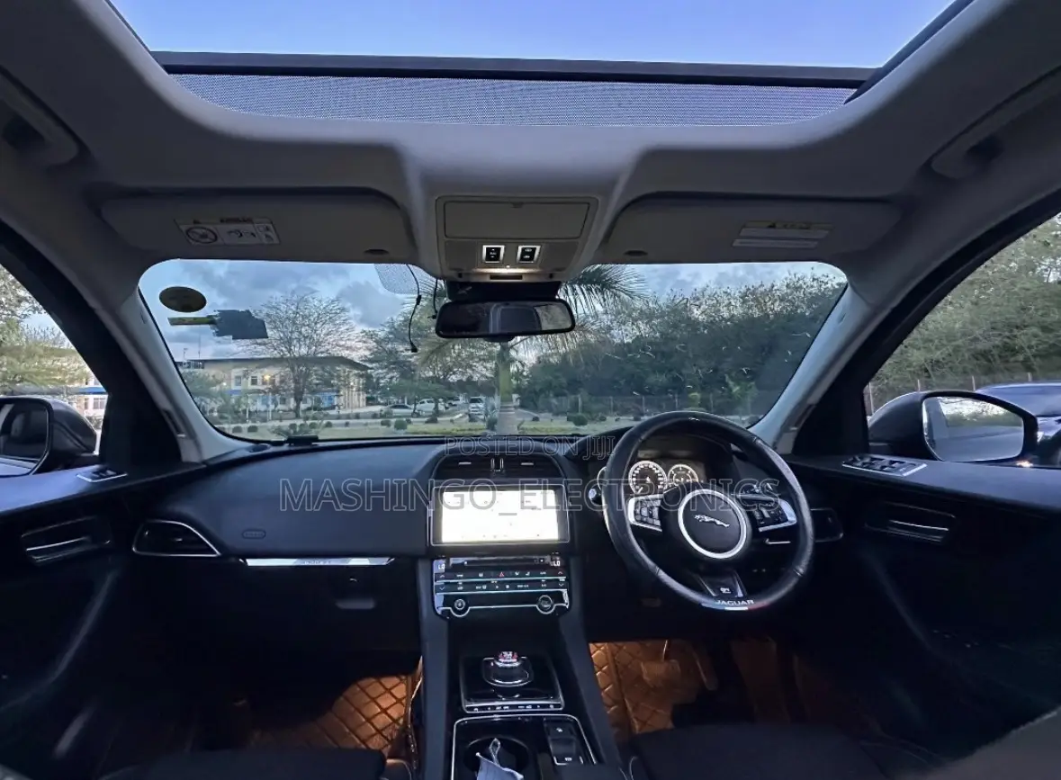 Jaguar F-Pace 35t R-Sport 2017 Black
