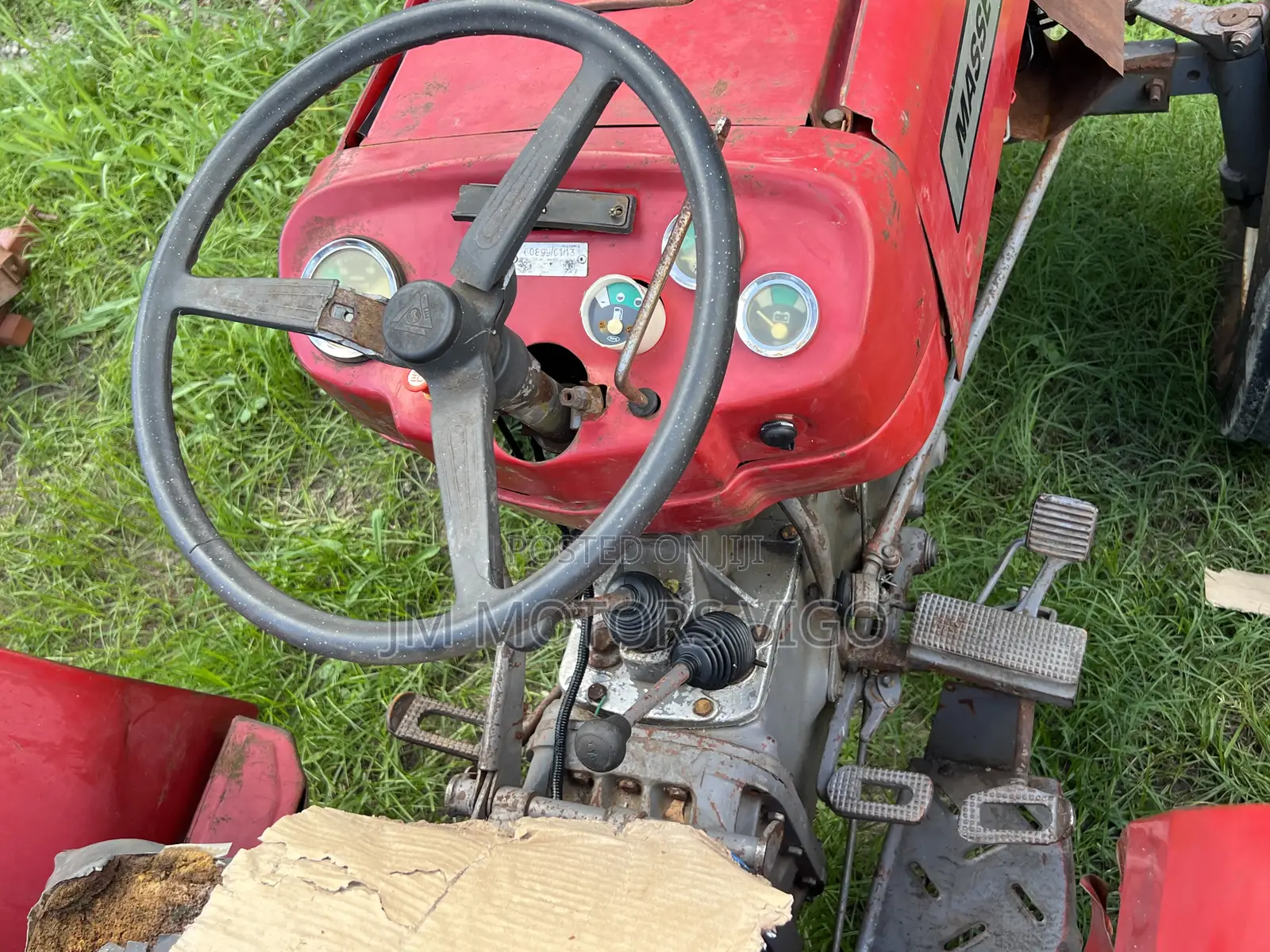 Tractor Massey Ferguson