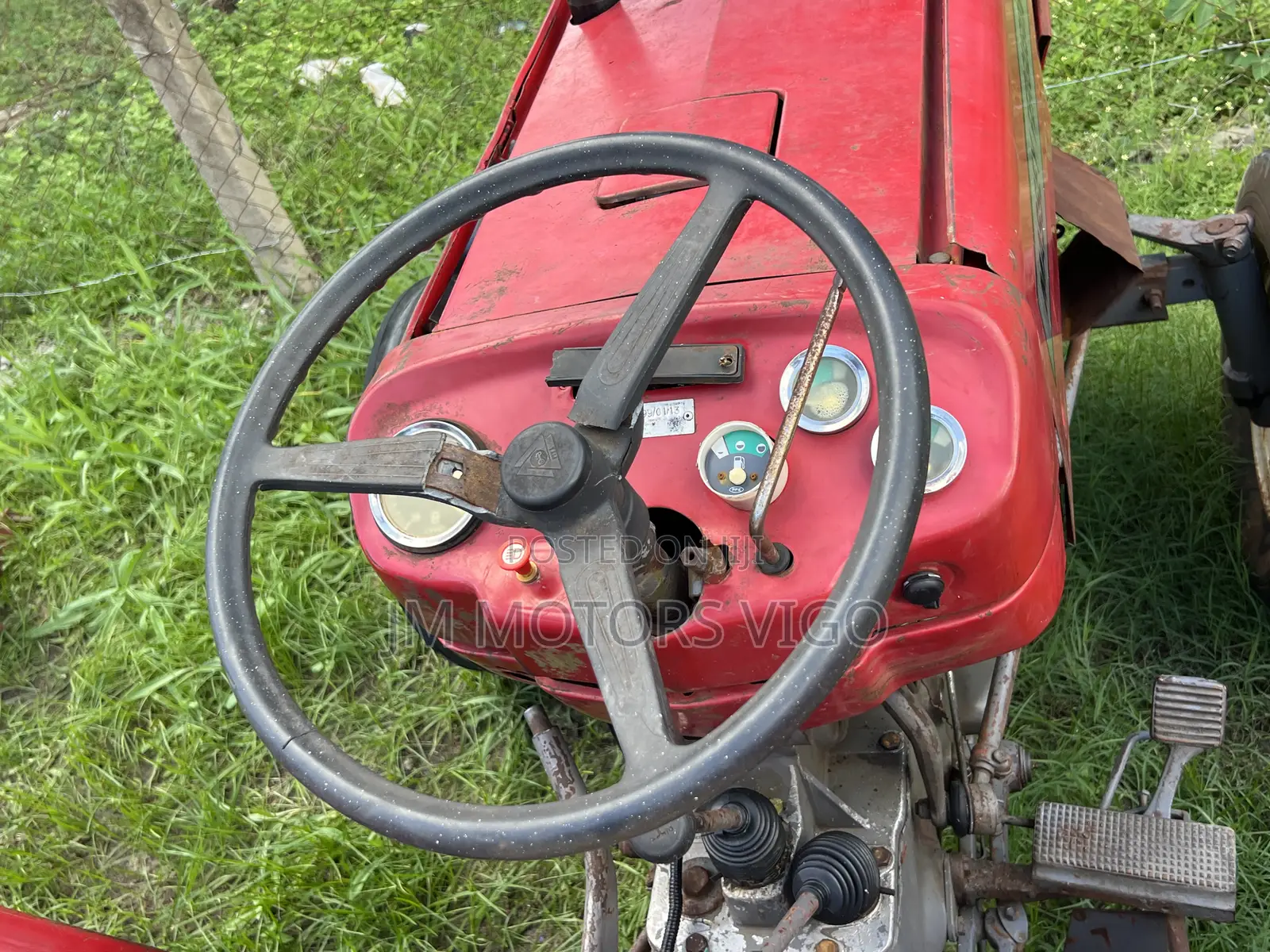 Tractor Massey Ferguson