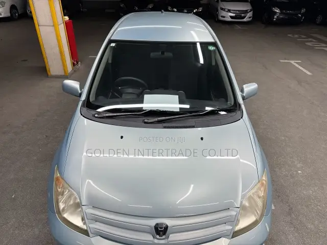 Toyota IST 2003 Blue