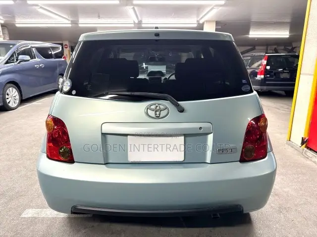 Toyota IST 2003 Blue