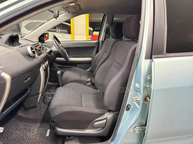 Toyota IST 2003 Blue