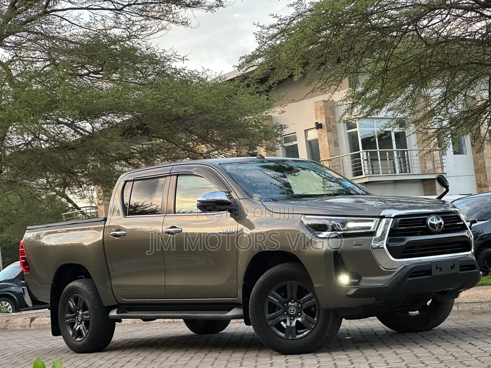 Toyota Hilux 2022 Green