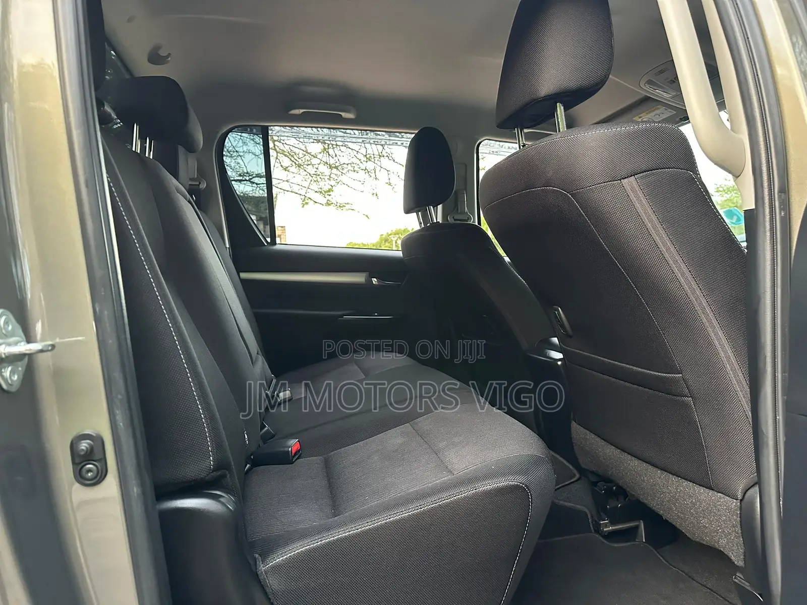 Toyota Hilux 2022 Green