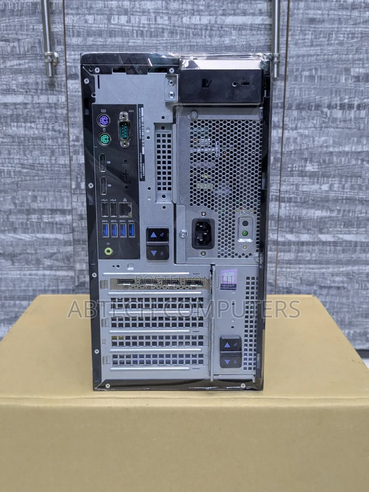 Desktop Computer Dell 18GB Intel Core i7 SSD 512GB