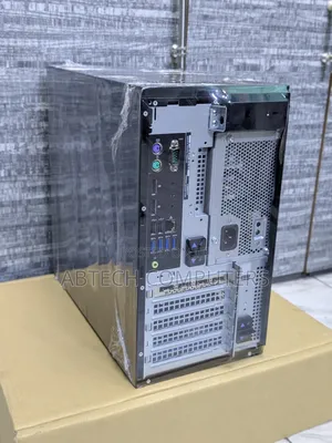 Desktop Computer Dell 18GB Intel Core i7 SSD 512GB