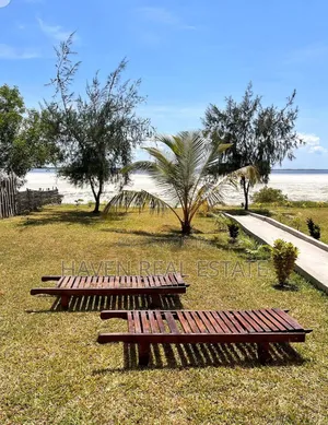 Furnished 2bdrm House in Kati for sale