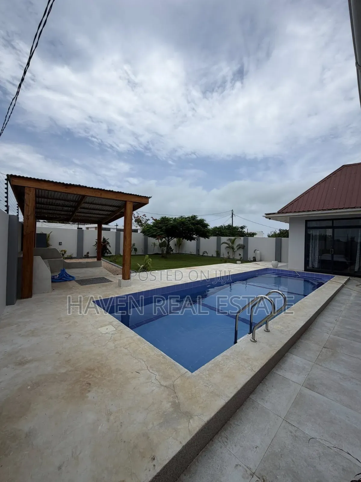 Furnished 2bdrm House in Kati for sale