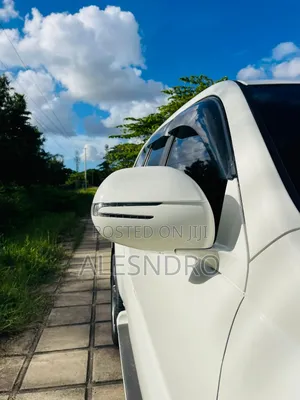 Toyota Land Cruiser Prado 2007 White