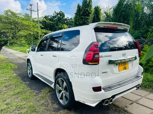 Toyota Land Cruiser Prado 2007 White
