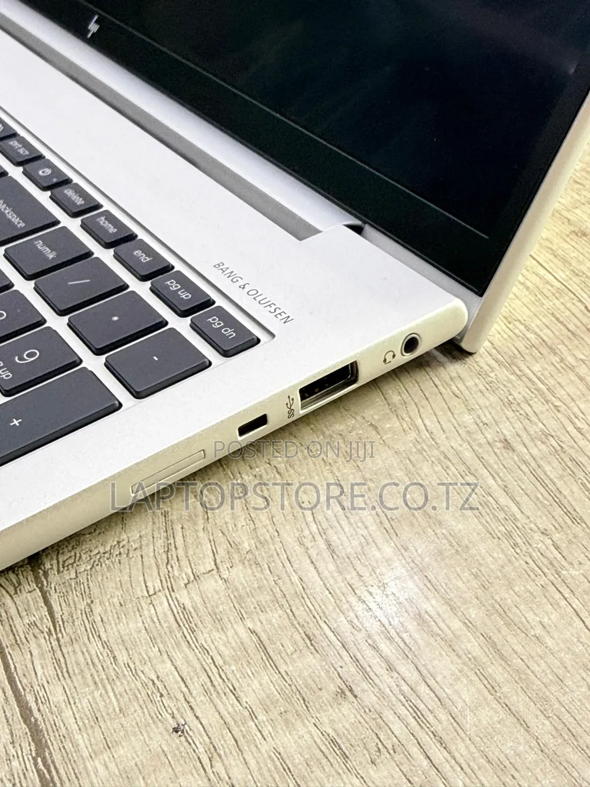 New Laptop HP 16GB AMD Ryzen 7 SSD 512GB