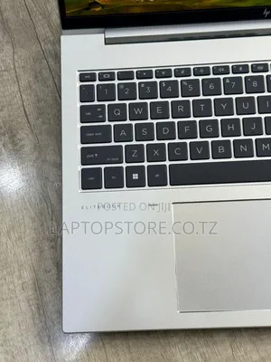 New Laptop HP 16GB AMD Ryzen 7 SSD 512GB