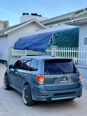Subaru Forester 2009 Gray