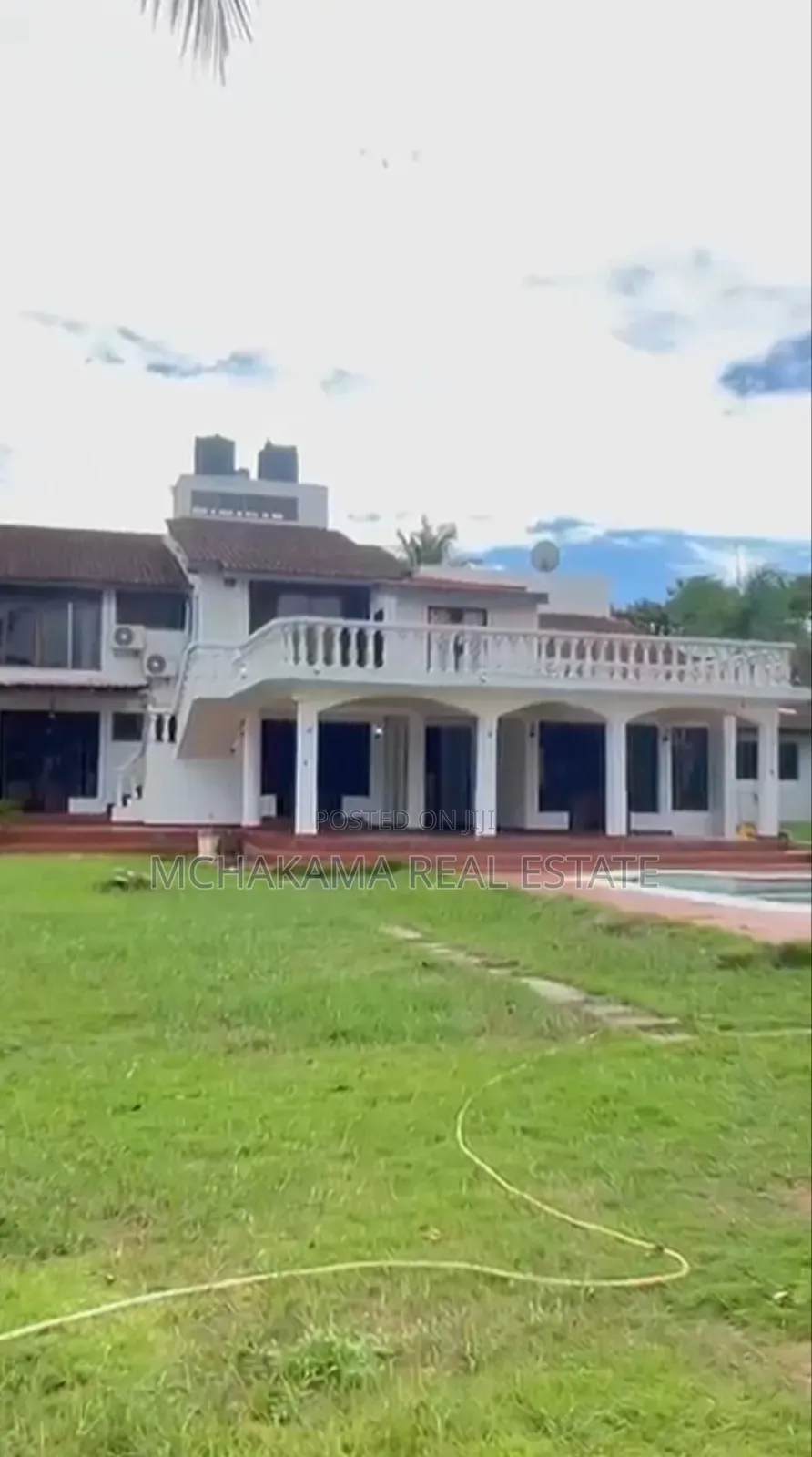 7bdrm Block of Flats in Mchakama Real Estate, Mbezi Beach for sale