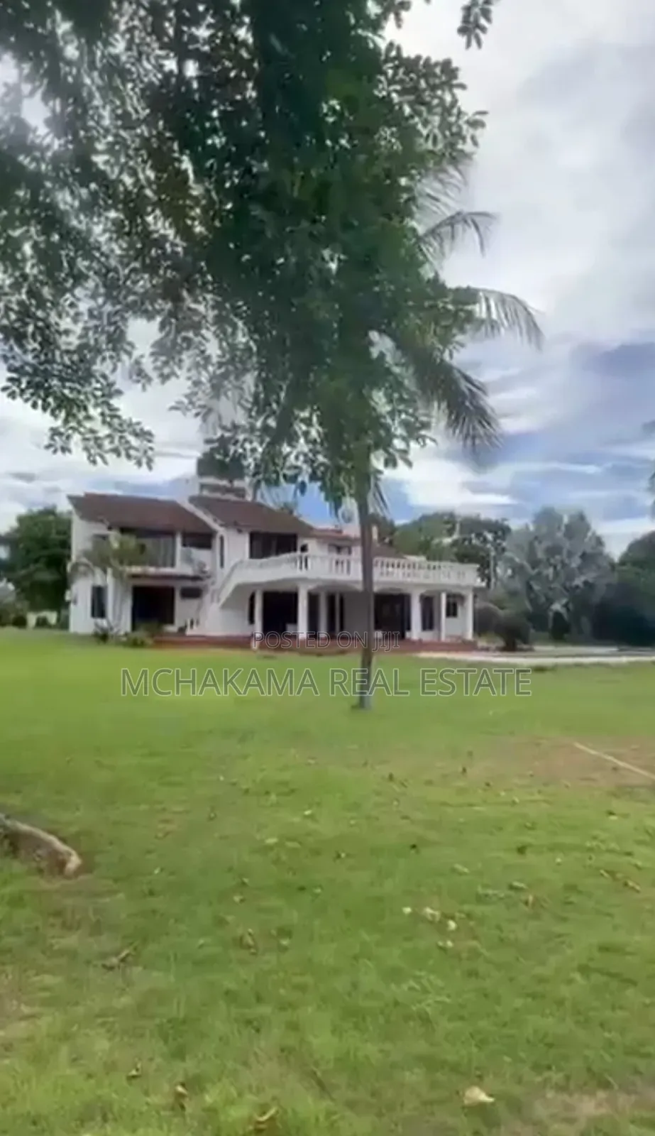7bdrm Block of Flats in Mchakama Real Estate, Mbezi Beach for sale