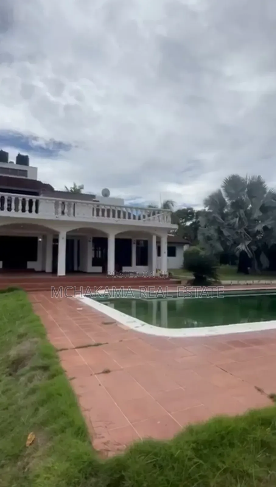 7bdrm Block of Flats in Mchakama Real Estate, Mbezi Beach for sale