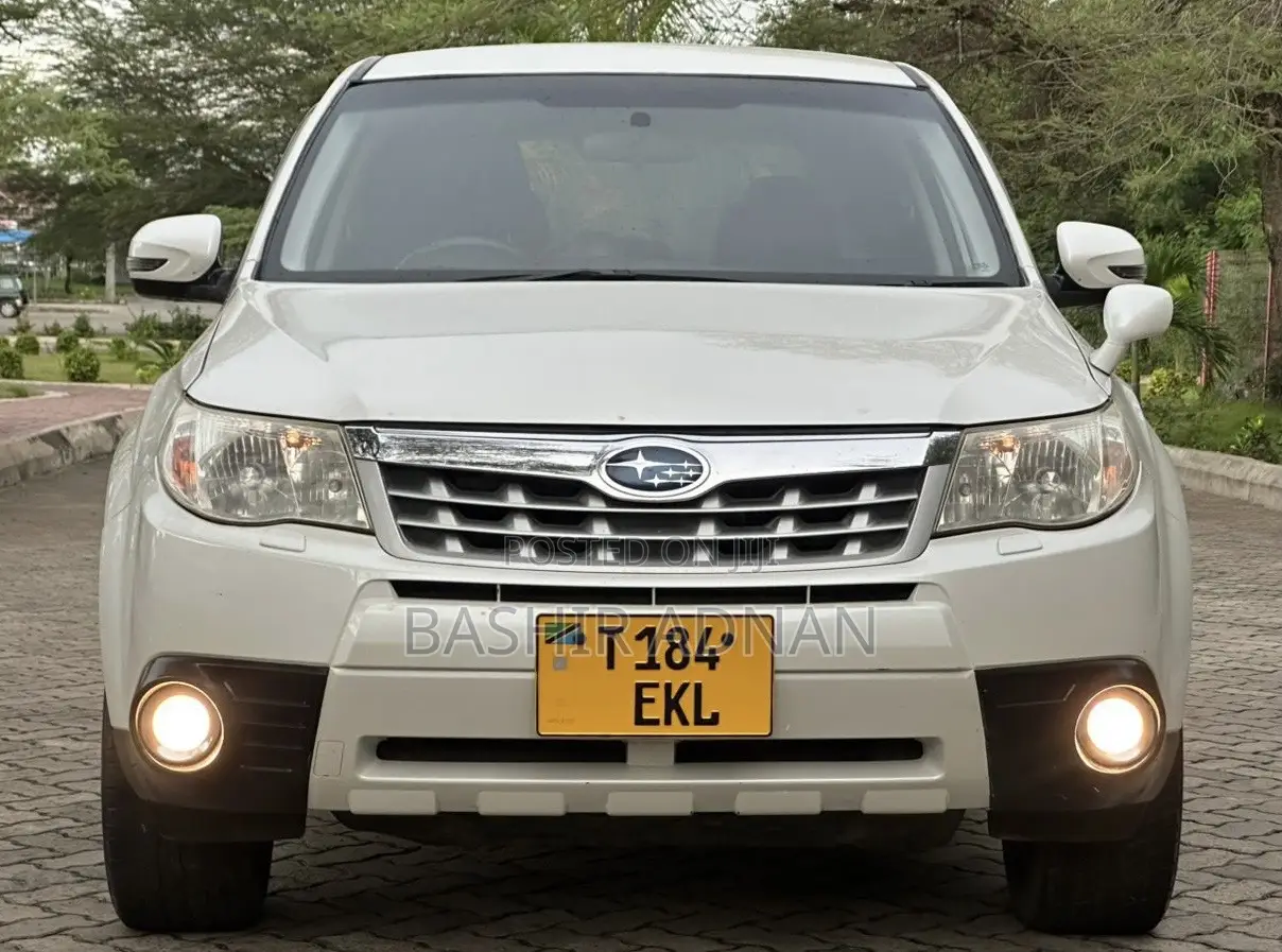 Subaru Forester 2011 White