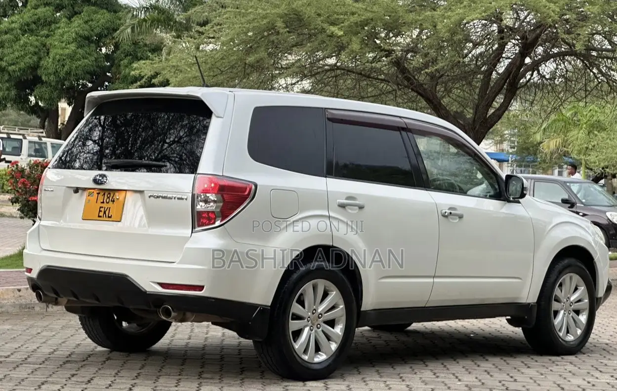 Subaru Forester 2011 White