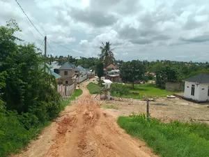 Kiwanja Goba SQM 600 Karibu Na Lami