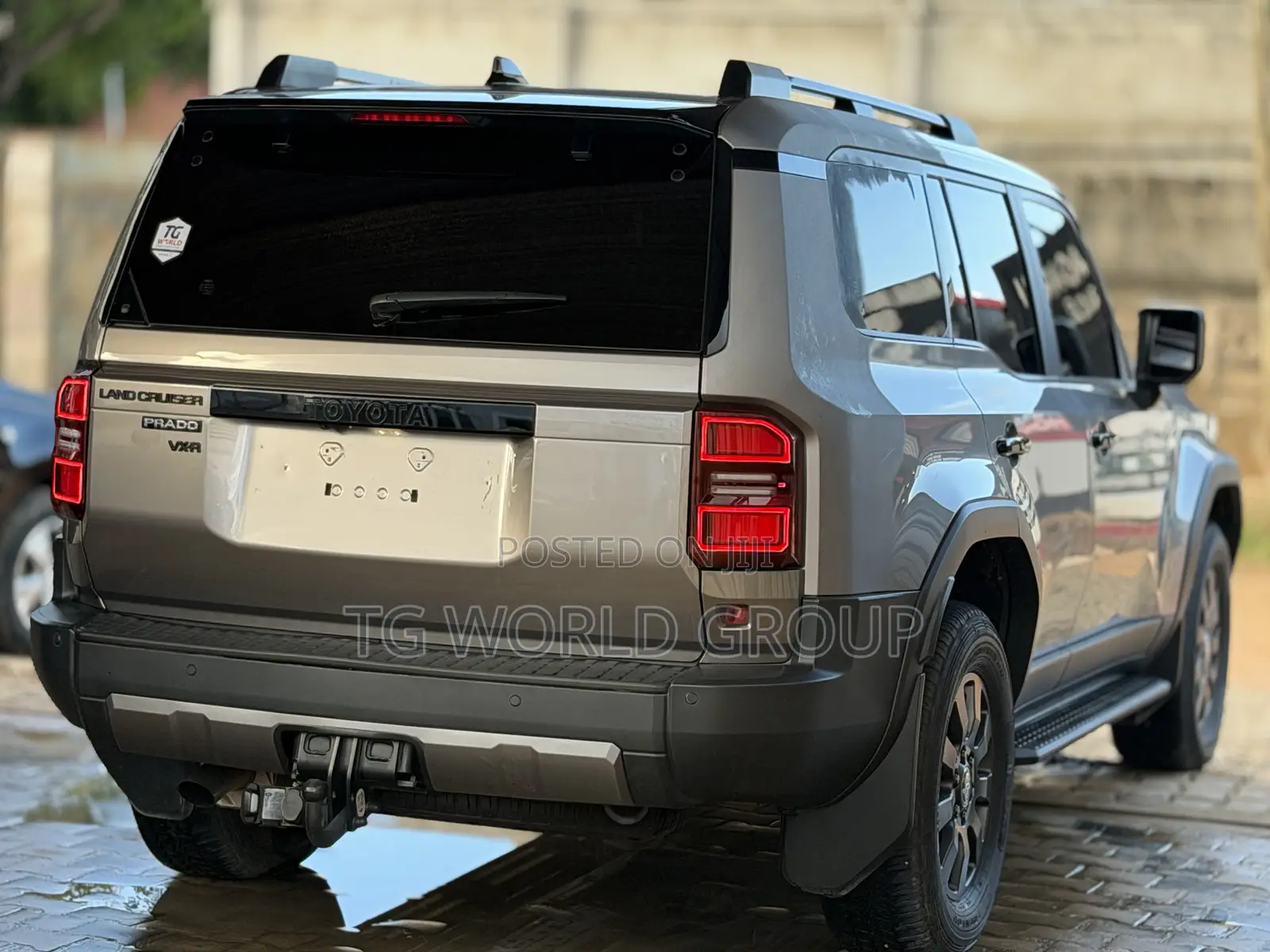 Toyota Land Cruiser Prado 2.8 2024 Brown