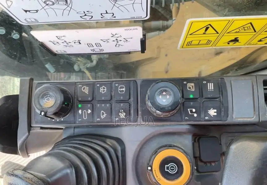 Caterpillar 323