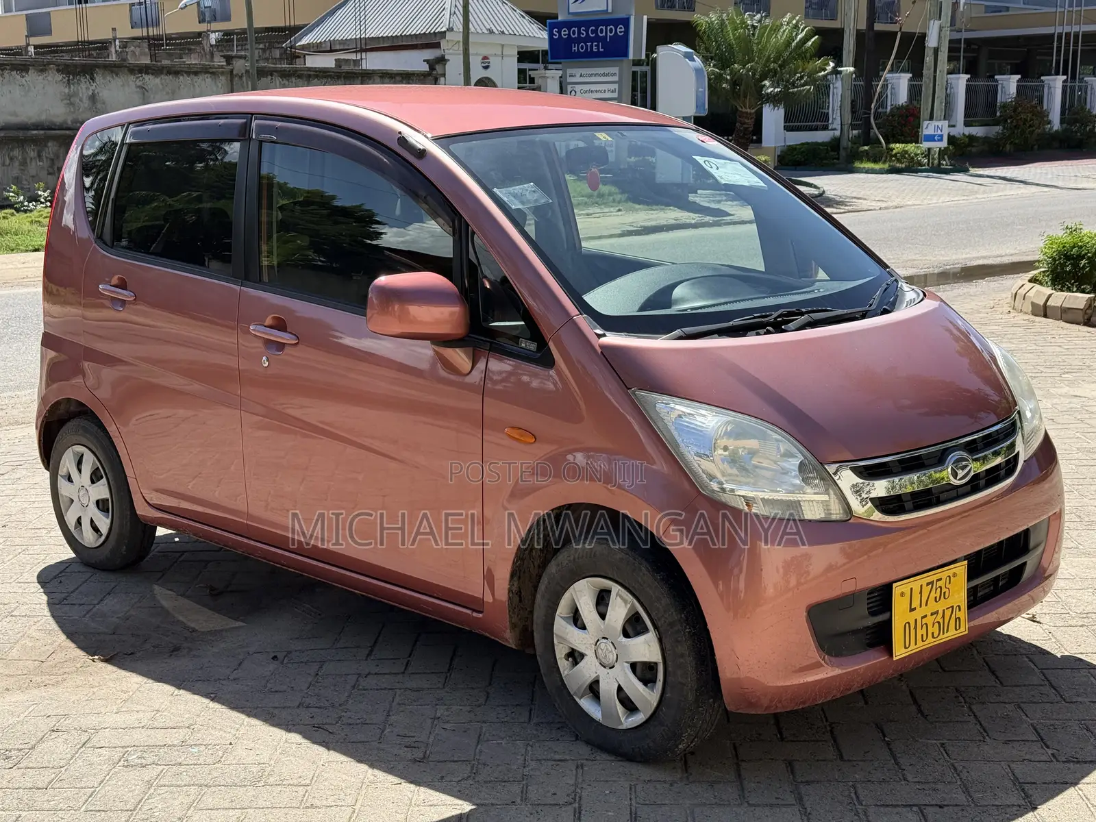 Daihatsu Move 2008 Pink