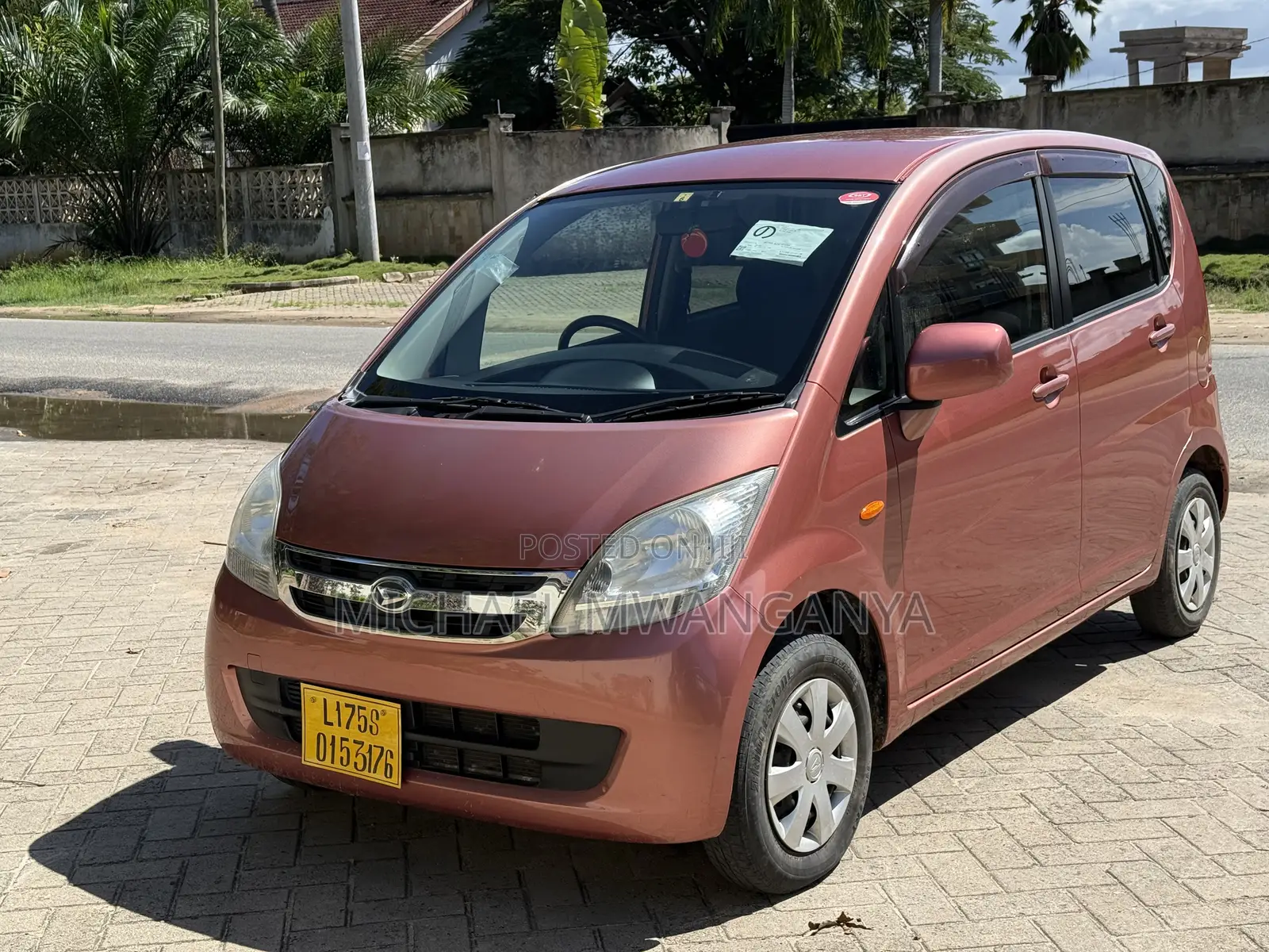Daihatsu Move 2008 Pink