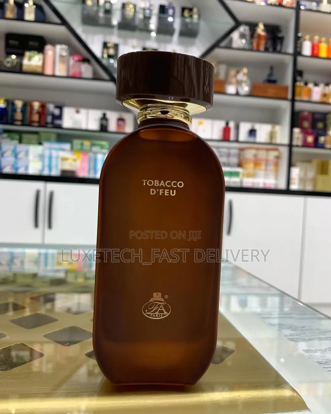 Tobacco d'Feu Eau De Parfum, a Unisex Fragrance