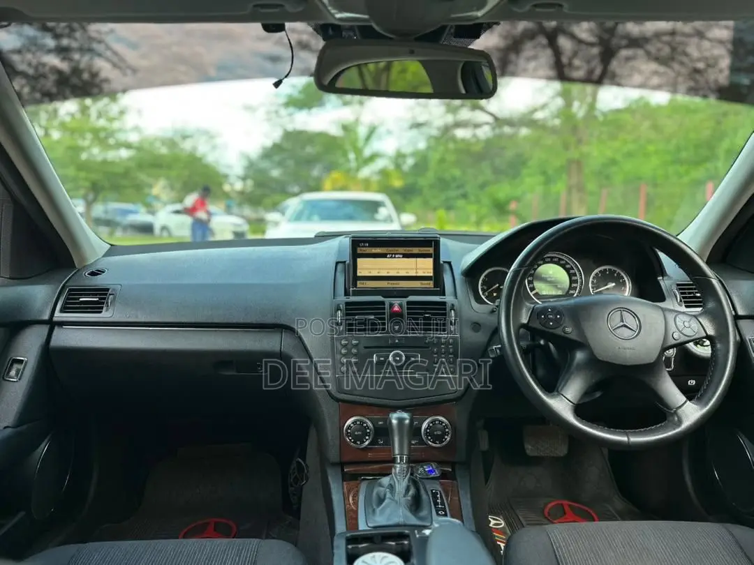 Mercedes-Benz C-Class 2007 White