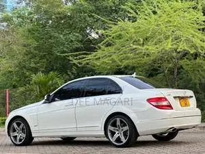 Mercedes-Benz C-Class 2007 White
