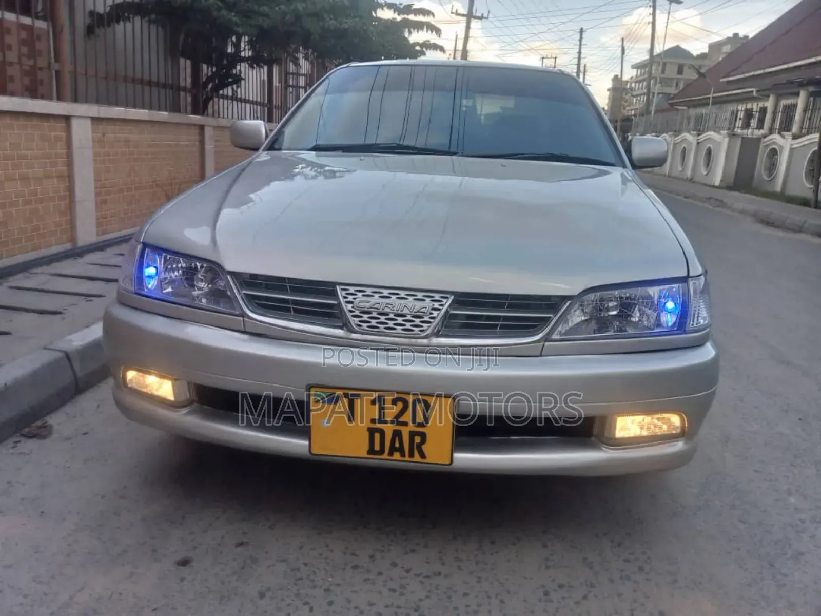 Toyota Carina 1.8 FWD Sedan 2001 Silver