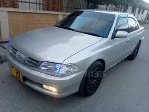 Toyota Carina 1.8 FWD Sedan 2001 Silver