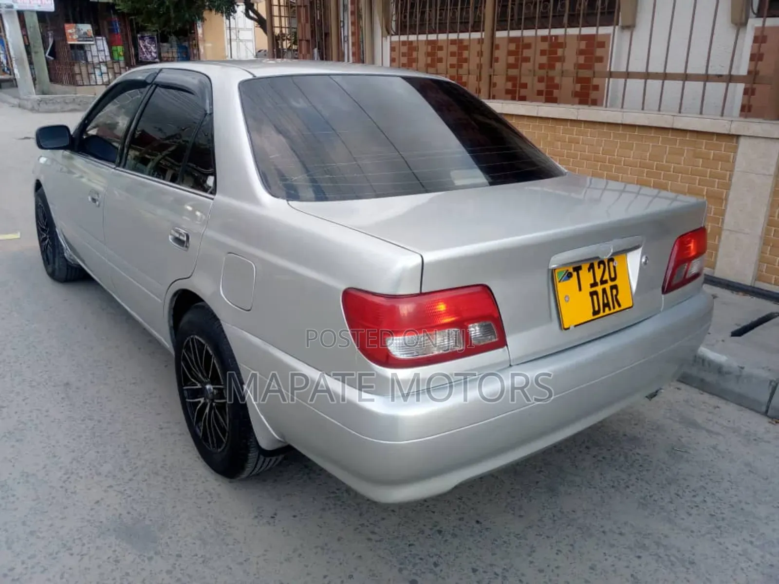 Toyota Carina 1.8 FWD Sedan 2001 Silver