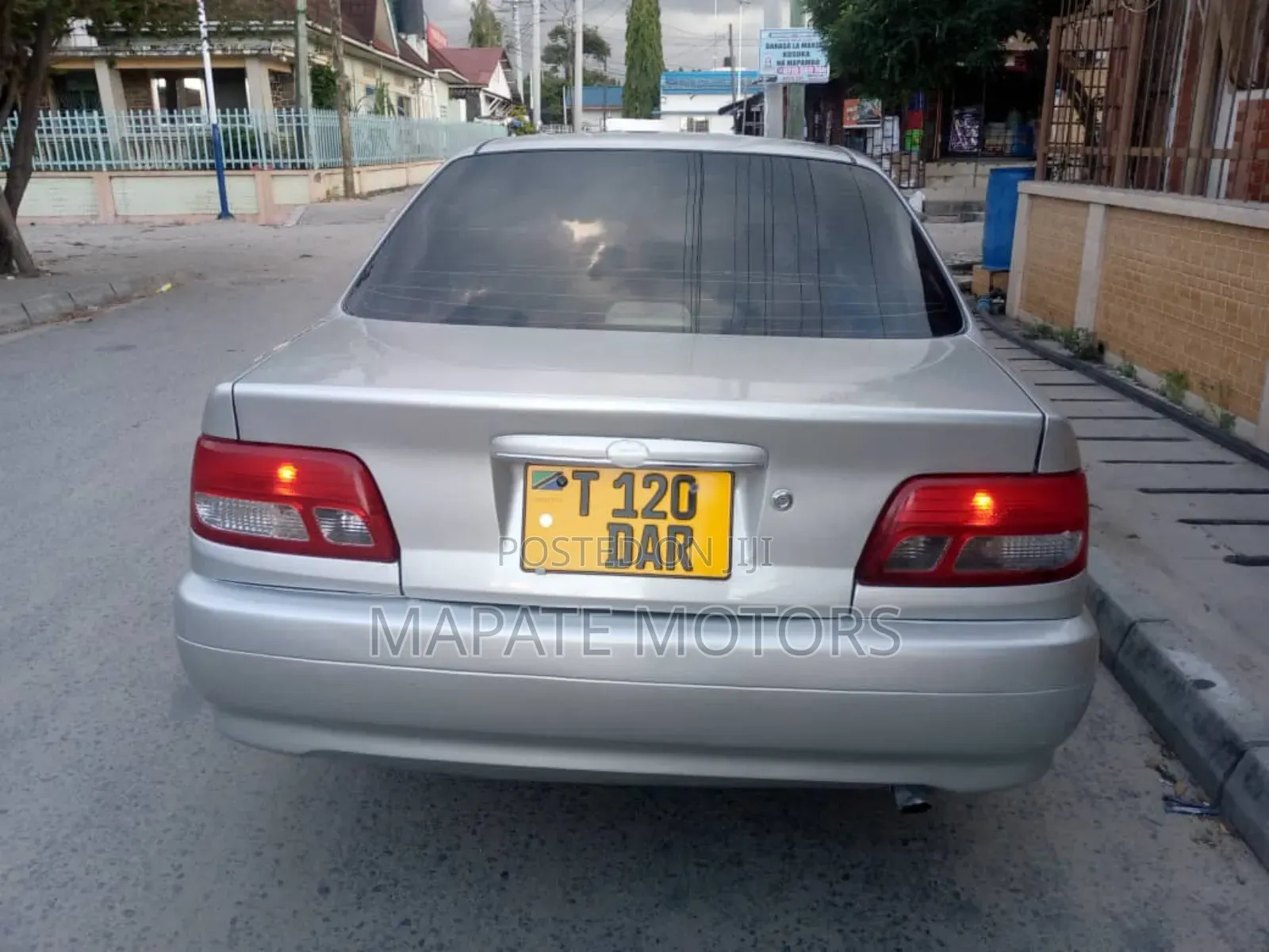 Toyota Carina 1.8 FWD Sedan 2001 Silver