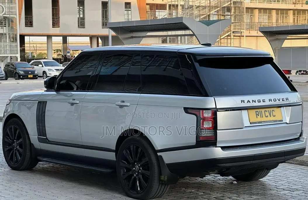 Land Rover Range Rover Vogue 2014 Silver