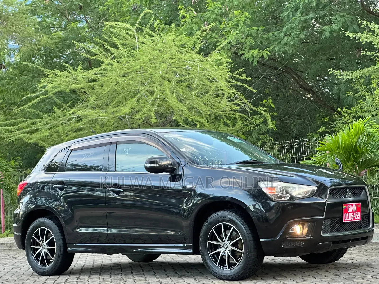 Mitsubishi RVR 2013 Black
