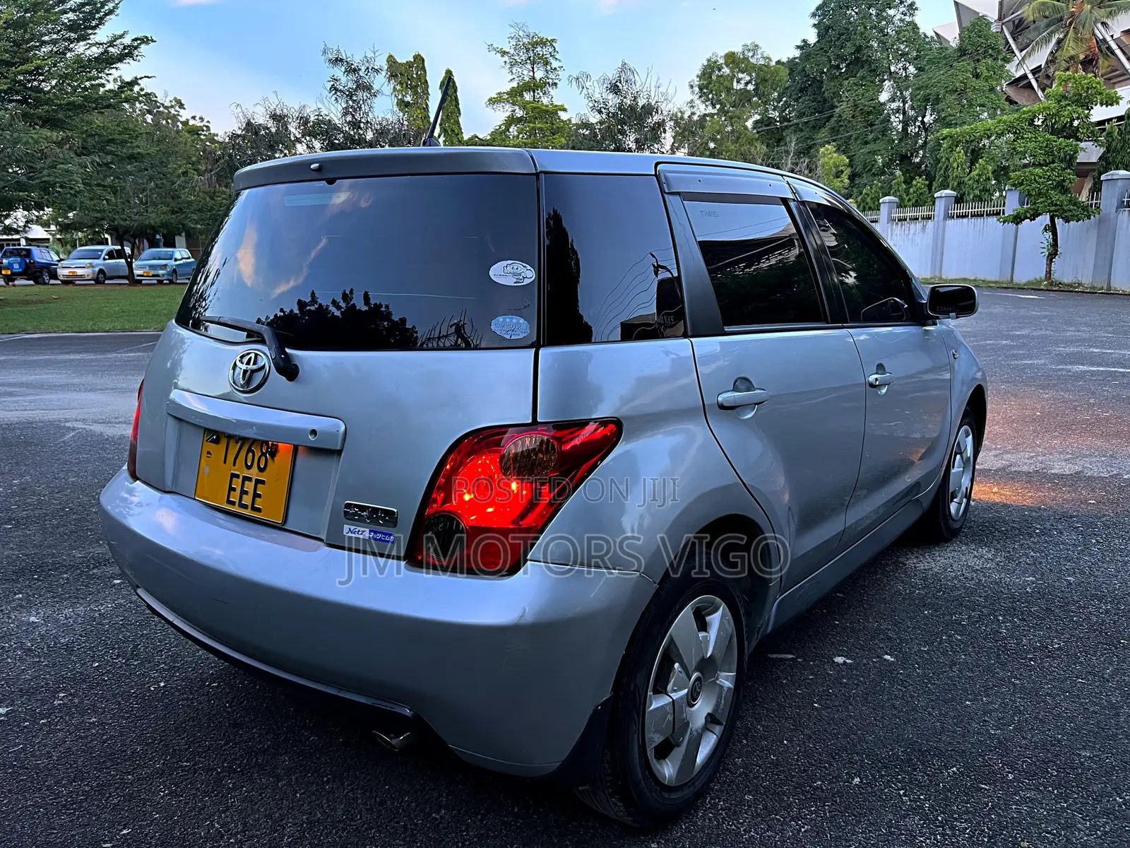 Toyota IST 2004 Silver
