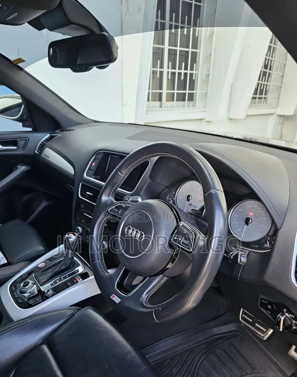 Audi SQ5 3.0T Premium Plus AWD 2015 Black