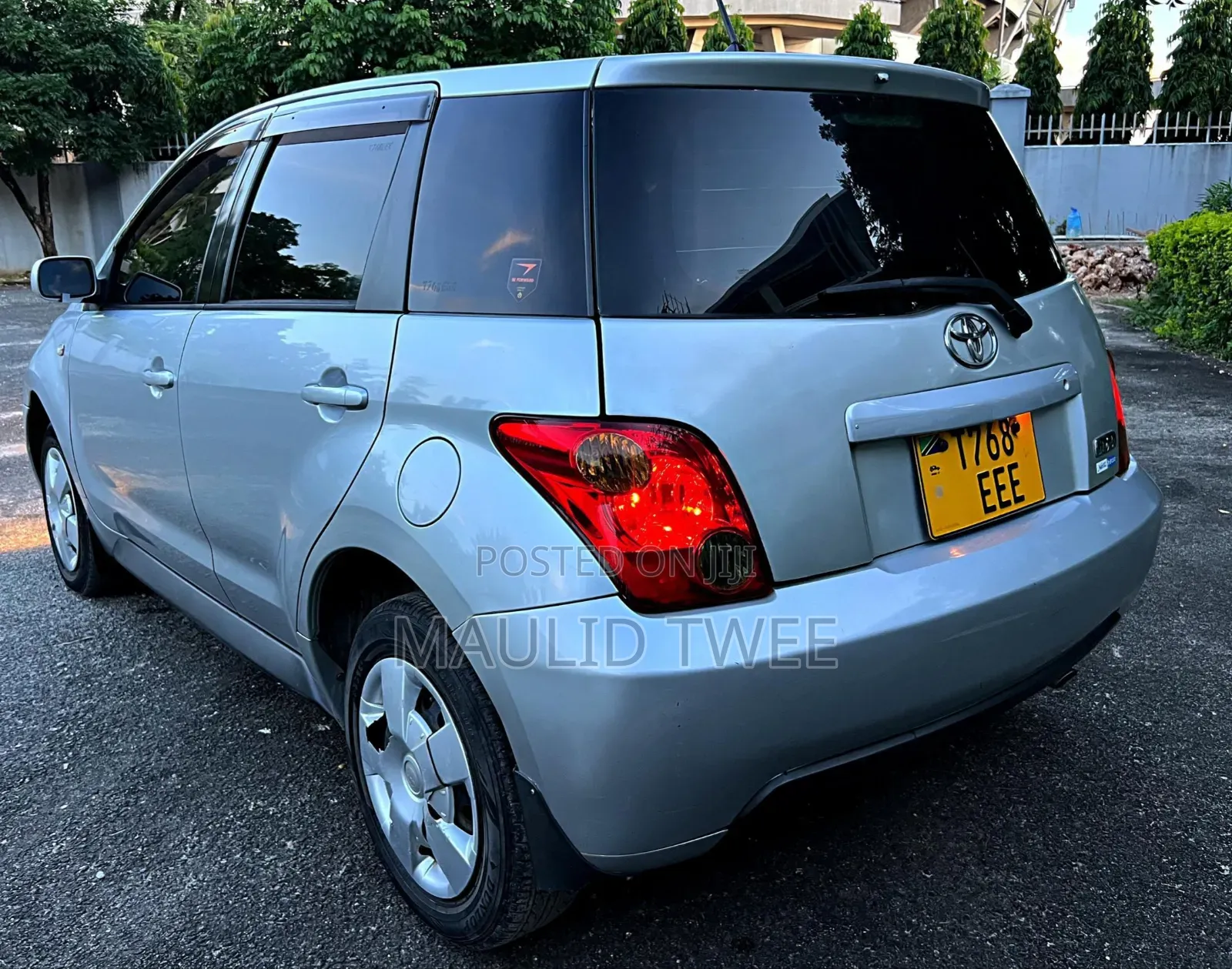 Toyota IST 2004 Silver