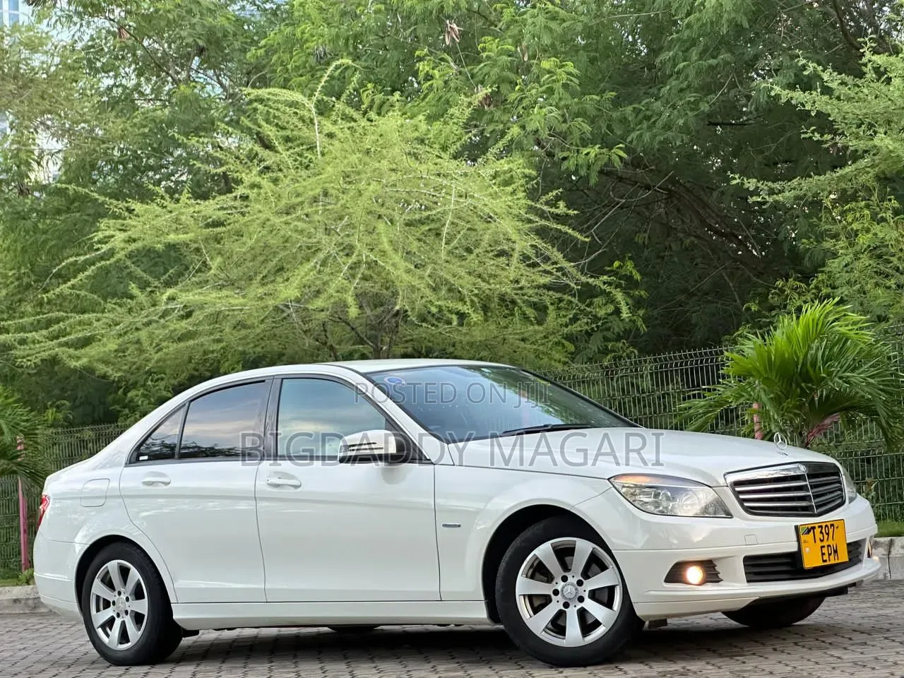 Mercedes-Benz C-Class 2009 White