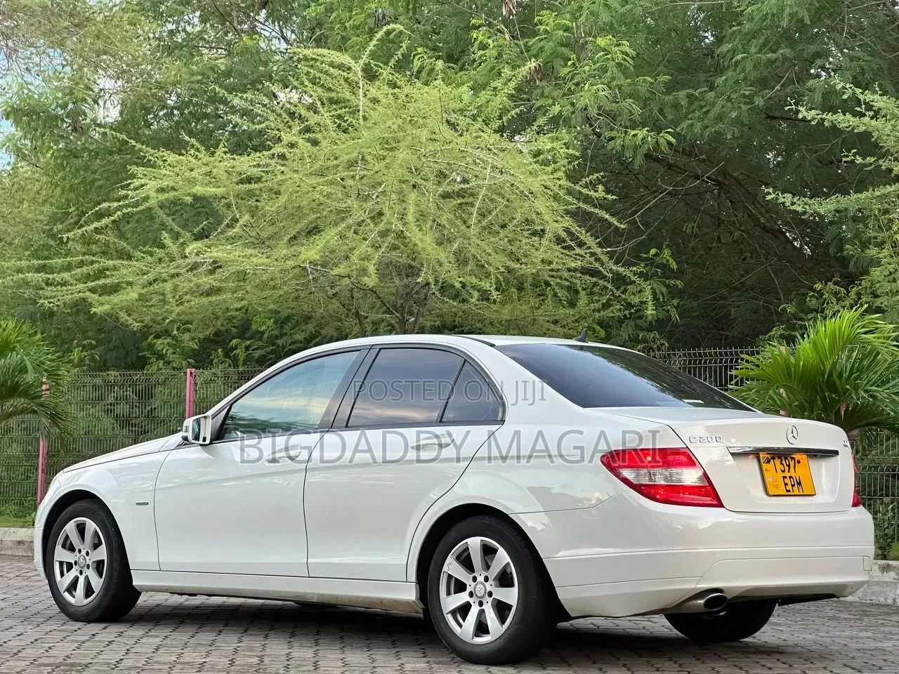 Mercedes-Benz C-Class 2009 White