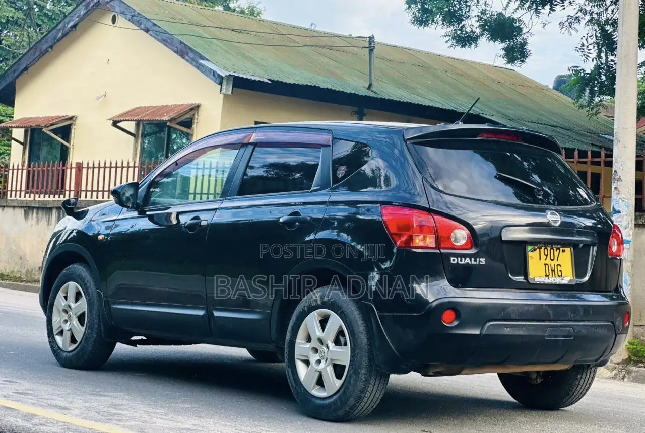 Nissan Dualis 2010 Black
