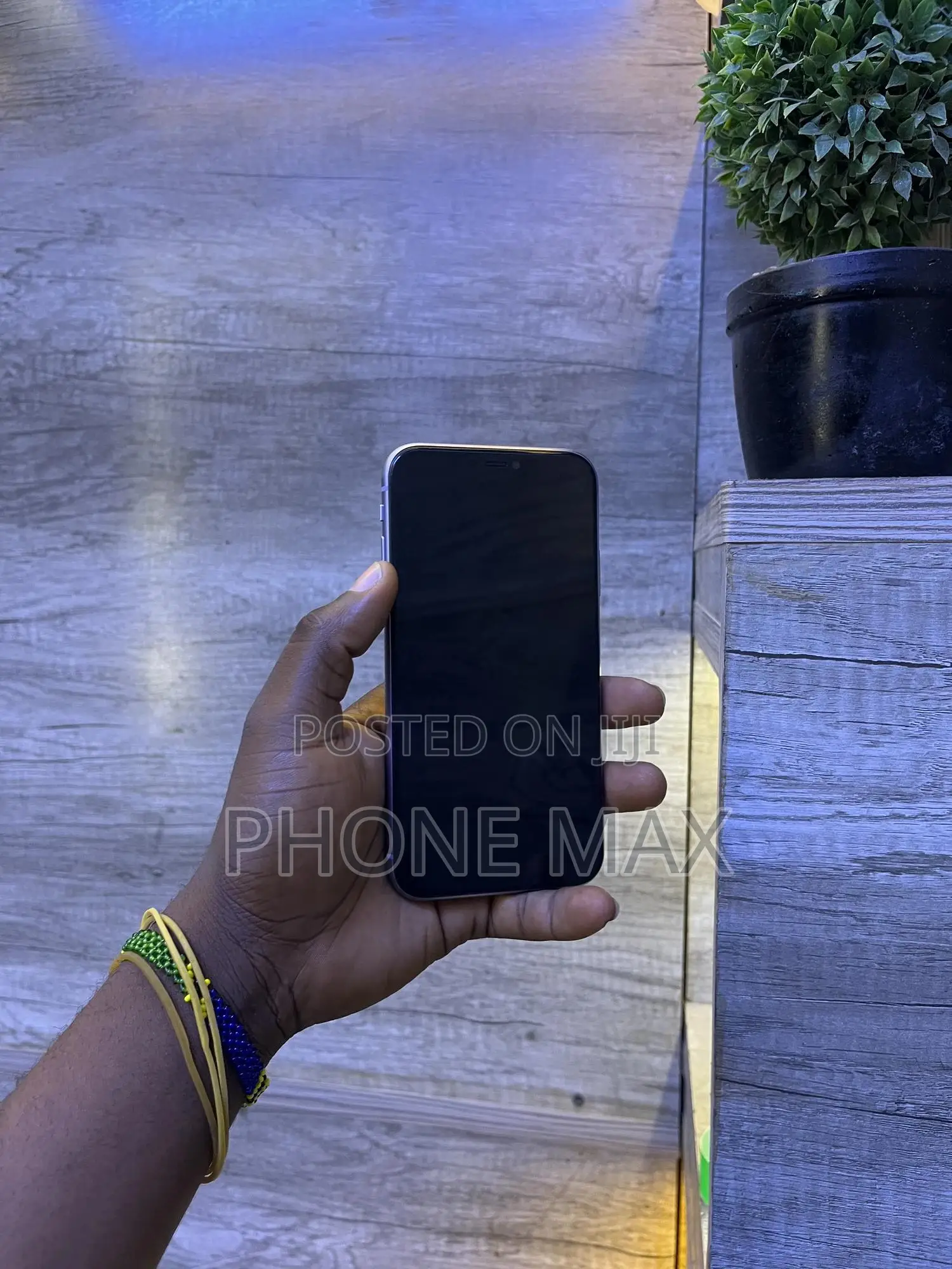 New Apple iPhone 11 64 GB
