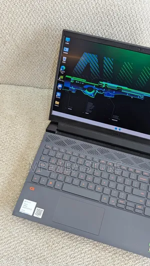 Laptop Dell G15 5535 16GB Intel Core i7 SSD 512GB