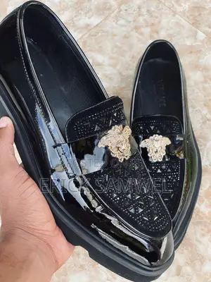 Versace Classic Shoes . Og