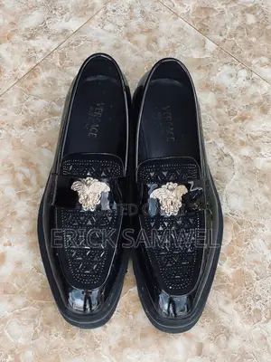 Versace Classic Shoes . Og