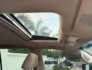 Toyota Land Cruiser 2010 White