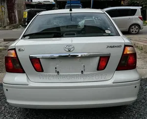 Toyota Premio 2004 Off white